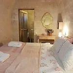 Demisos Caves Отель 3*