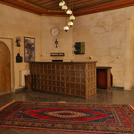 Demisos Caves Отель Mustafapasa