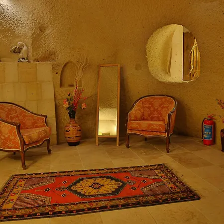 Demisos Caves Отель Mustafapasa