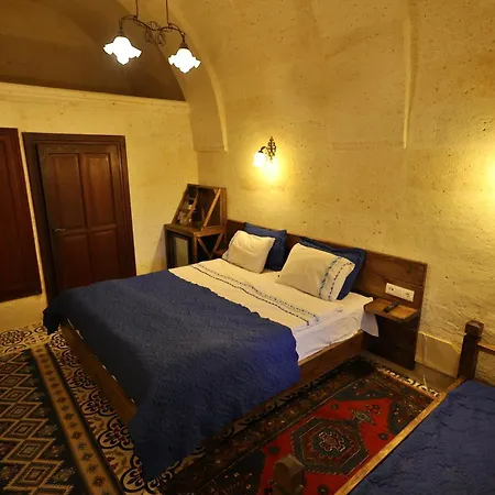 Demisos Caves Отель