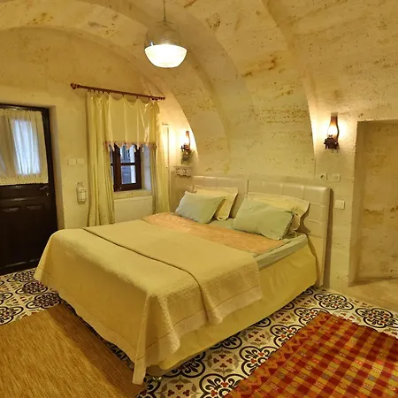 Отель Demisos Caves 3*