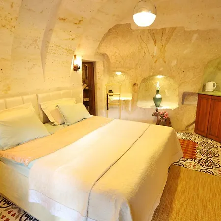 Demisos Caves 3* Mustafapasa