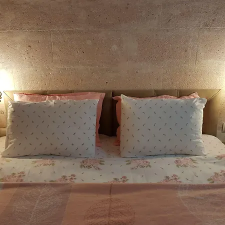 Demisos Caves Отель