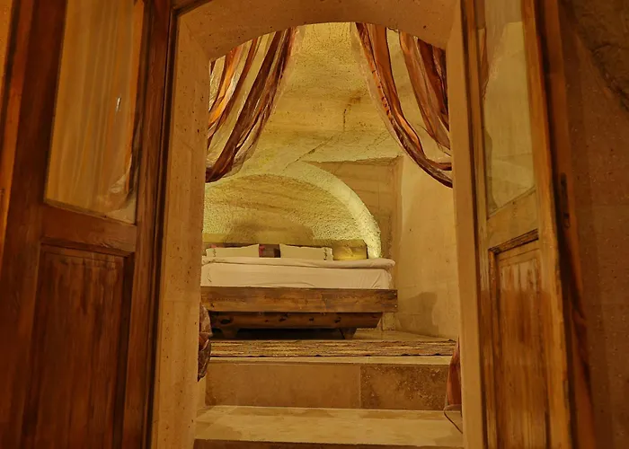 Hotel Demisos Caves 3*