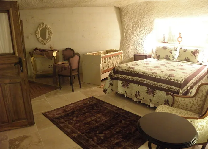 Demisos Caves Hotel 3*