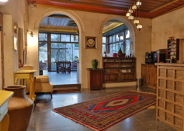 Hotel Demisos Caves 3*